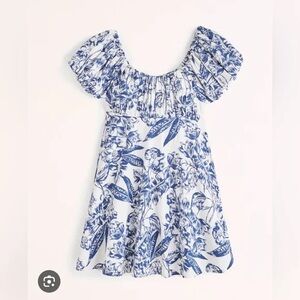Abercrombie & Fitch Blue and White Ruched Puff Sleeve Dress